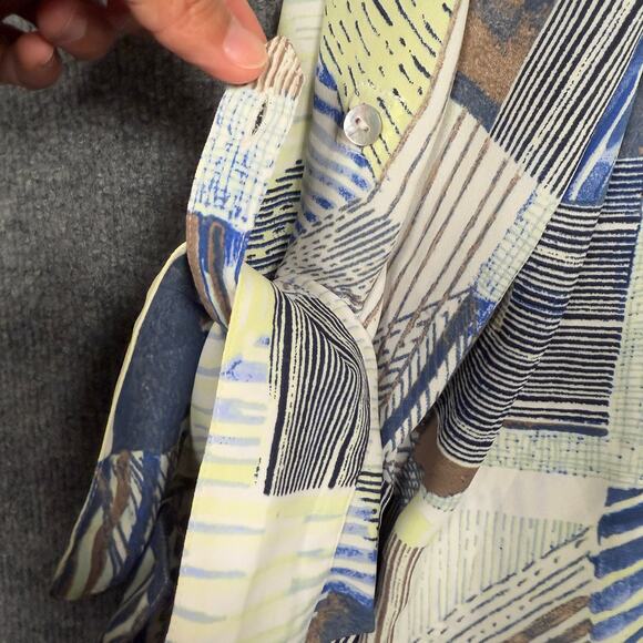 Chico's Size 3 Linear Lines Ali Top Tan Popover Asymmetrical Hem Roll Tab Sleeve - Picture 6 of 8